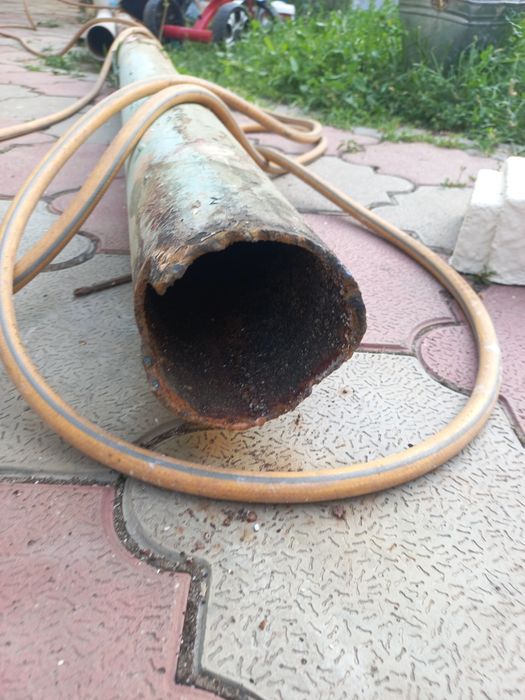 Продам металл. Листы,  трубы,  водостоки.