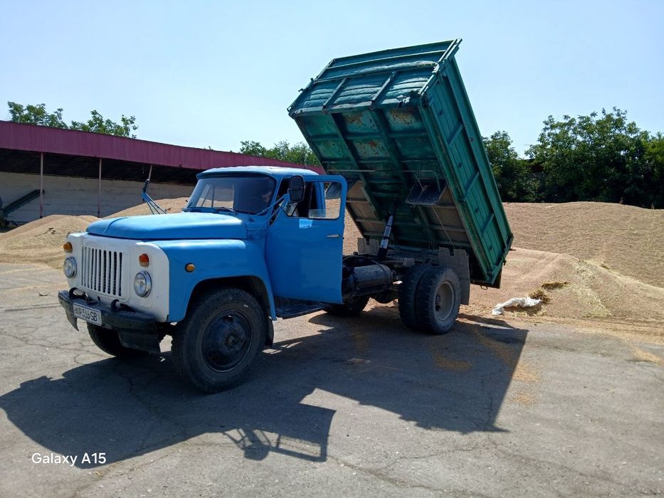 Gaz 53 samasval sotiladi