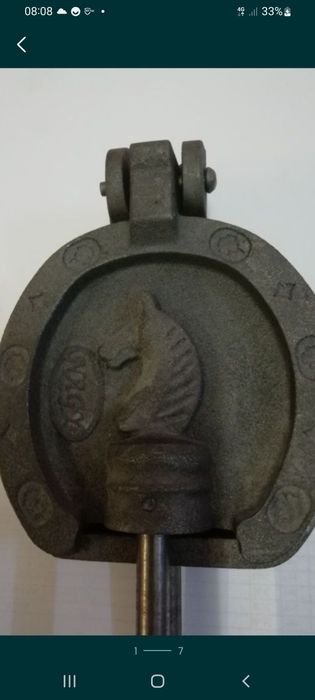 Presă pentru fript slănină din fontă Promo  129 ei