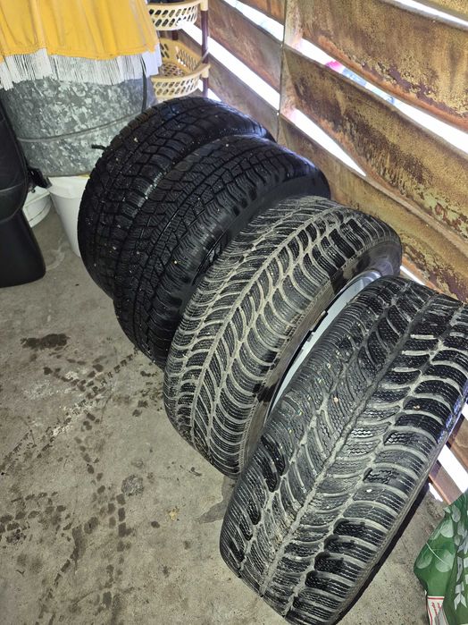 Джанти 16-цола Волво.