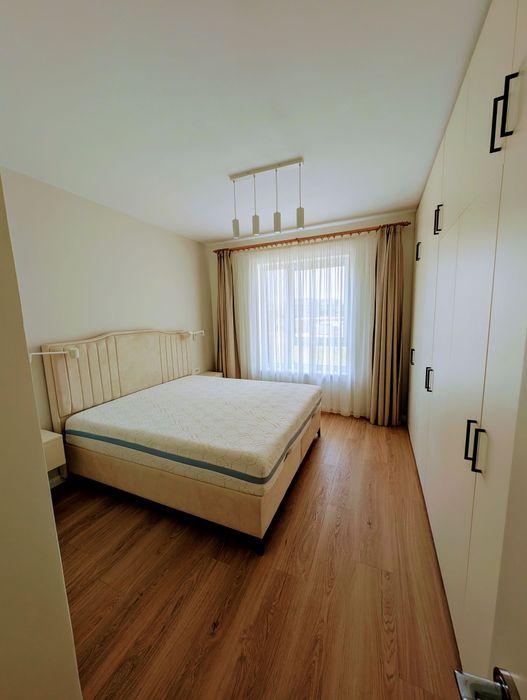 Apartament 4 camere orientare Sud-Vest Valletta Park etajul 1/4, 87 mp, 2 bai + balcon 6 mp