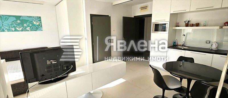 Продава се Двустаен апартамент в Созопол - 60 кв.м за 1434 €/кв.м - Снимка #3