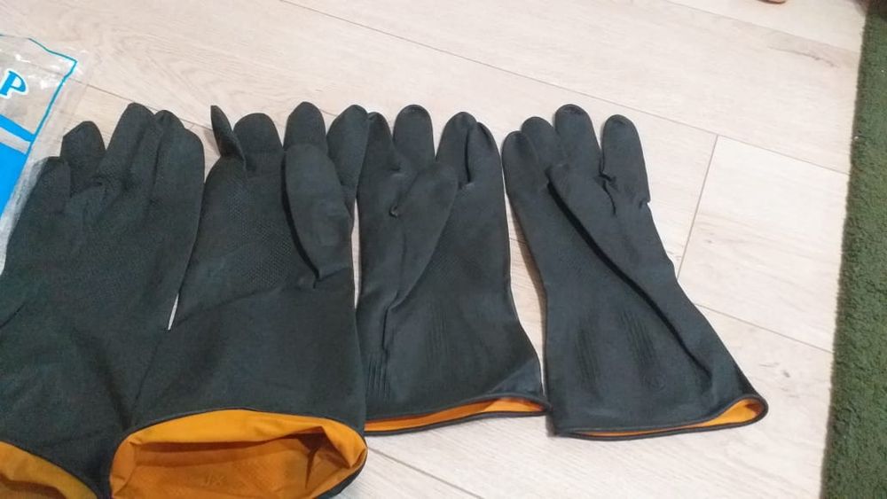 Перчатки резиновый