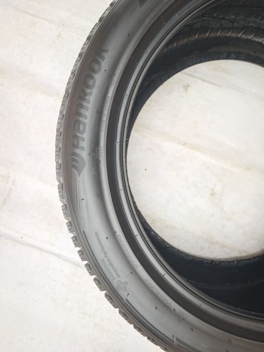 Anvelope 295/40/20 iarna Hankook 2022 dot