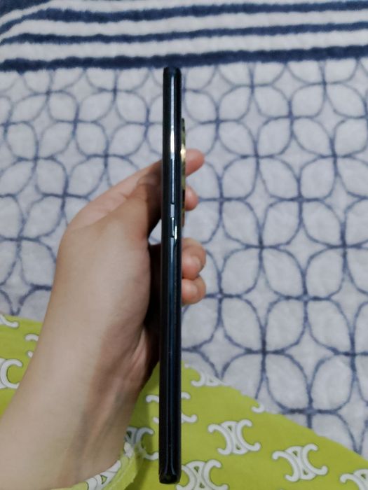 Telefon sotamiza Xolati juda alo darajada 3 oy boldi korishila mumkin