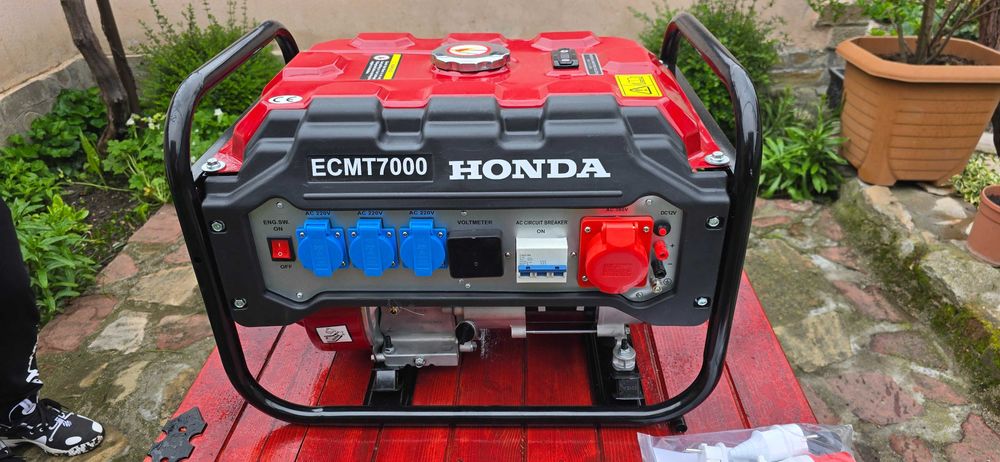 380 волта Професионален Генератор за ток Honda ECMT 7000.цена 395 евро
