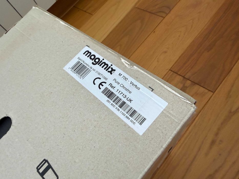 Кафемашина Nespresso Vertuo Next + Aeroccino 3