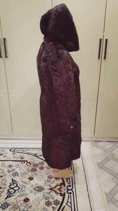 Продам норковую шубу