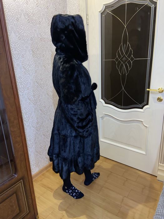 Норковая шуба продам