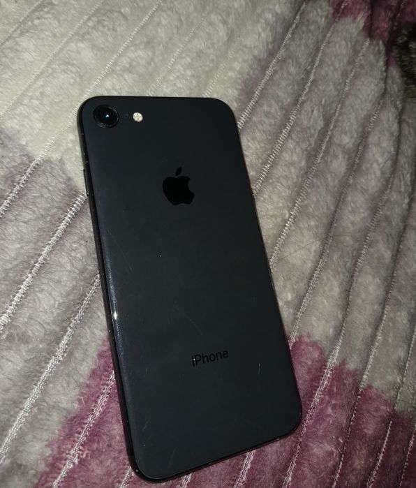 айфон 8 продам !!!