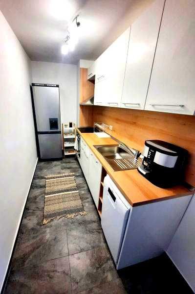 Дава се под наем Двустаен апартамент в Бургас, Зорница - 60 кв.м за 408 € - Снимка #1