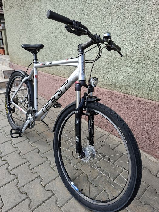 Bicicleta cu bara Felt  27 viteze, roti 26, aluminiu