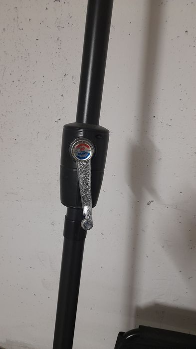 Umbrela de perete  si bancuta reglabila ptr balcon