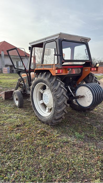 Tractor UTB550 cu incarcator