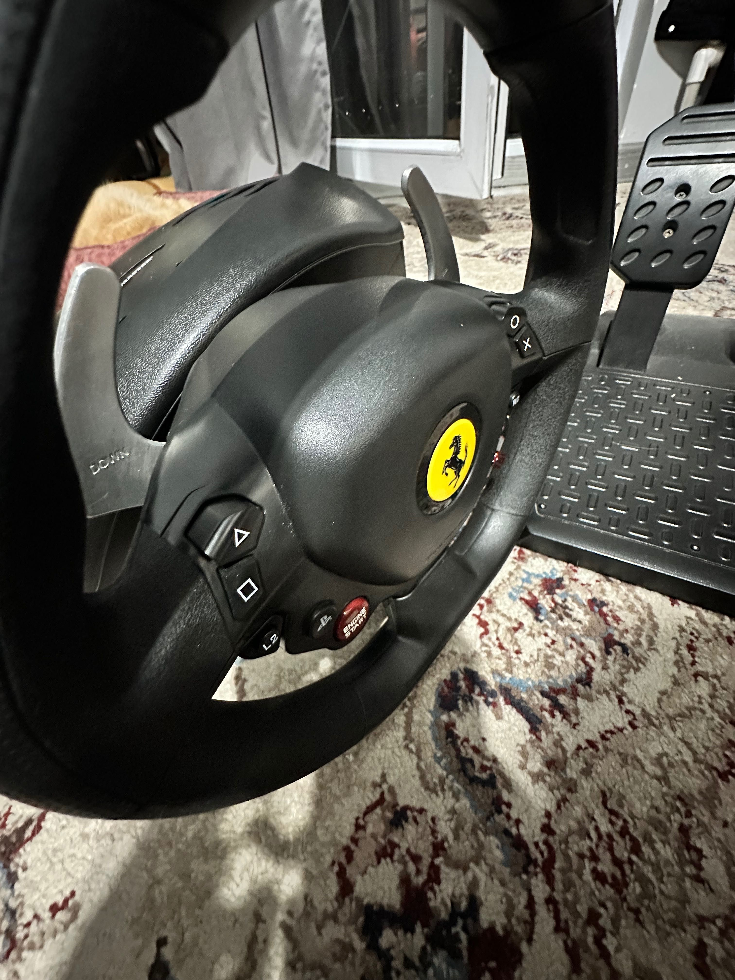 Игровой руль Thrustmaster T80 Ferrari 488 GTB Edition черный: 25 000 тг. -  Аксессуары Алматы на Olx