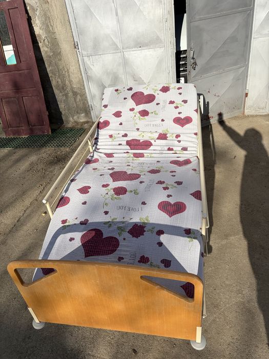 Vand pat de spital electric