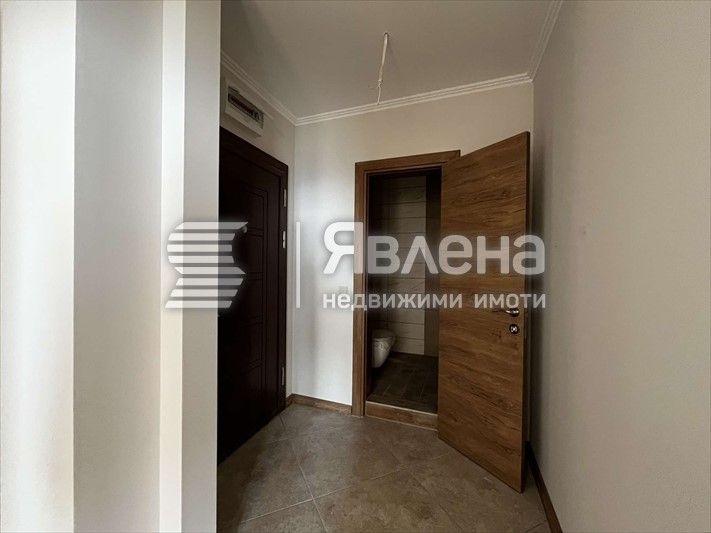 Продава се Тристаен апартамент в Варна, Виница - 133 кв.м за 1755 €/кв.м - Снимка #5