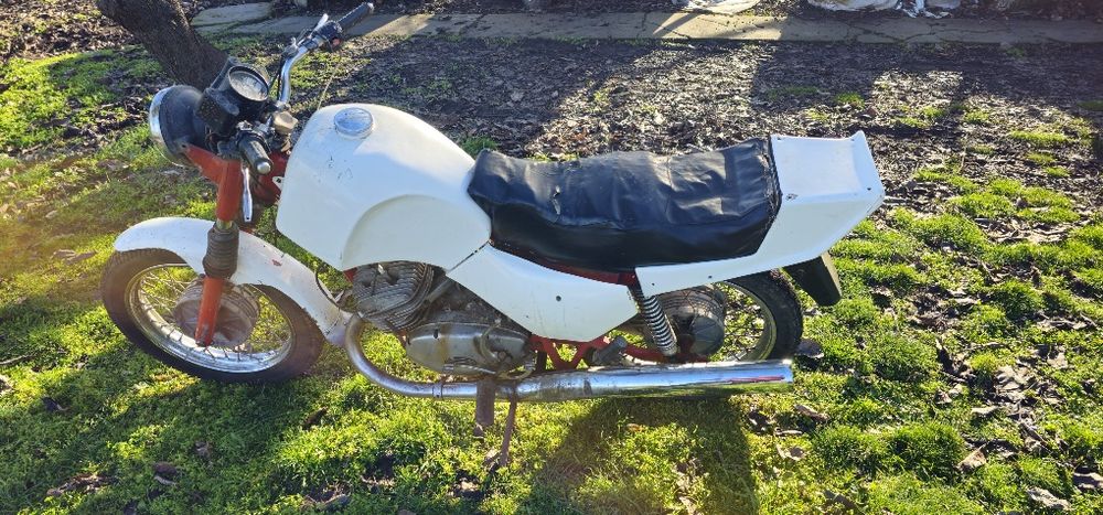 Продавам ИЖ Юпитер 5