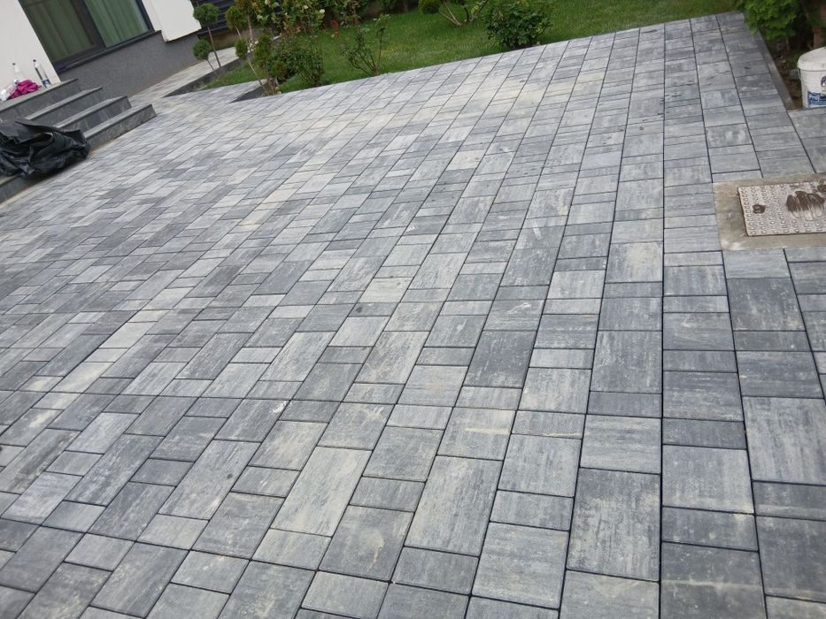 Pavele bordura montaj