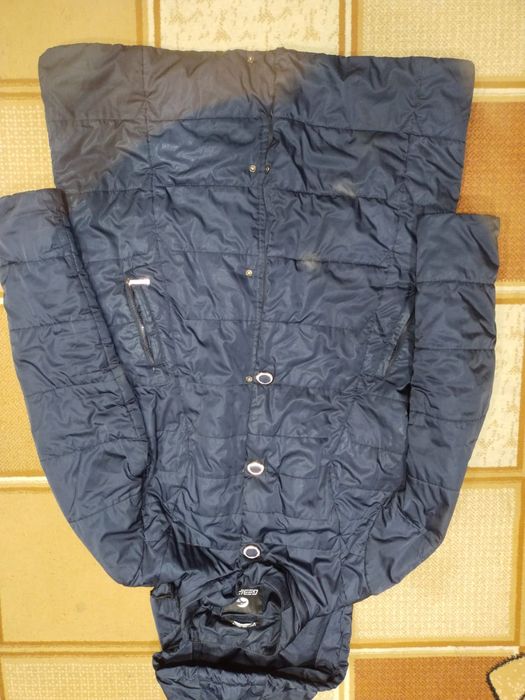 Две куртки женские