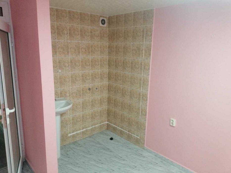 Продава се Магазин в Търговище, Център - 102 кв.м за 475 €/кв.м - Снимка #3