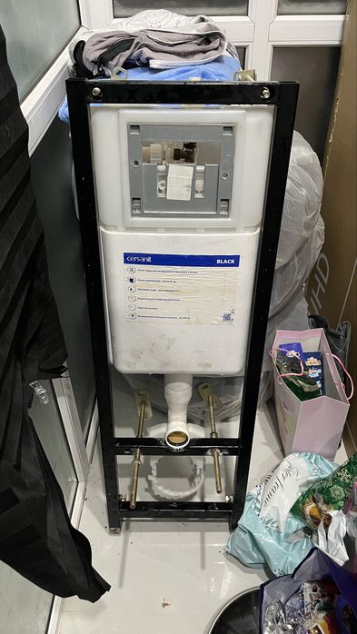 Продам Cersanit унитаз с инсталляцией