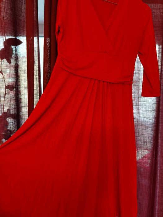 Rochie roșie gravide