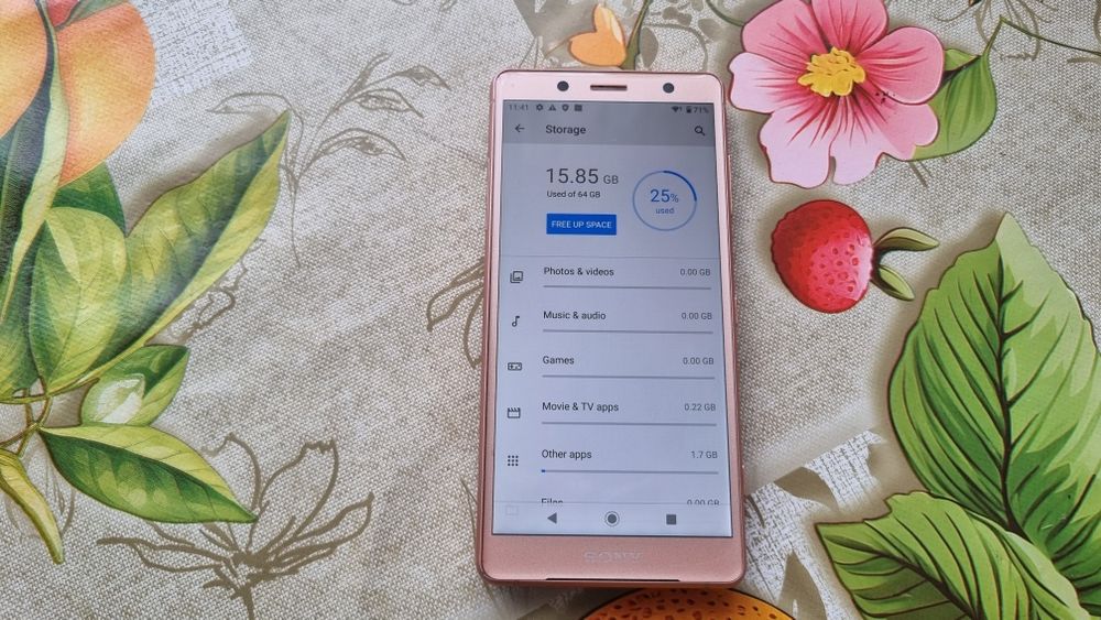 Telefon sony xperia xz2 compact