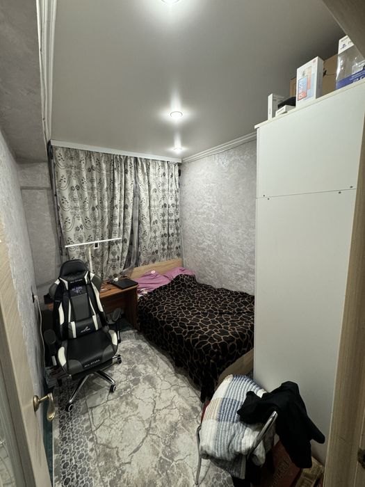 Продаеться 4-х комнатная квартира