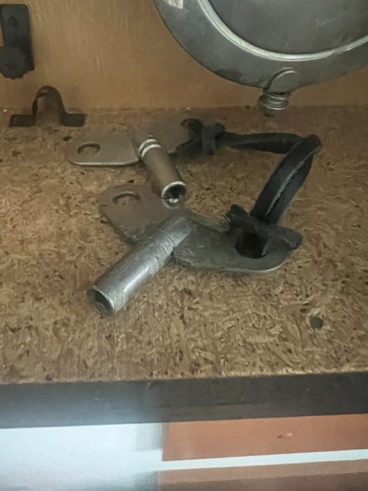 Vand Ceas cu pendular de perete