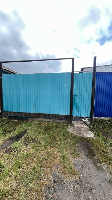 Продам в Бензострое