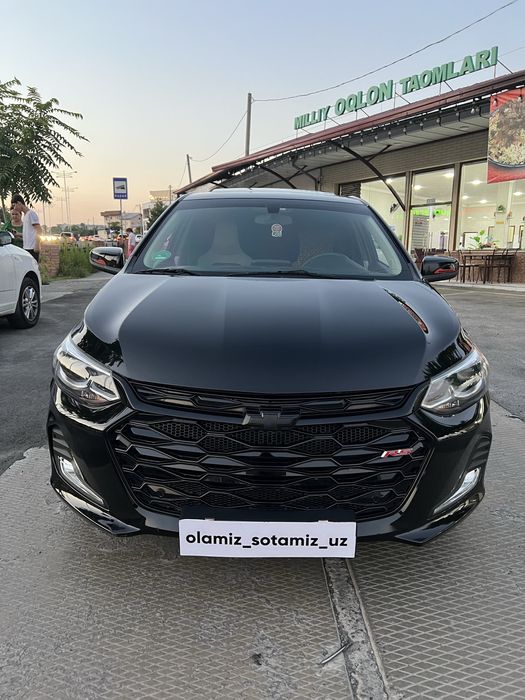 Onix premier + 2024