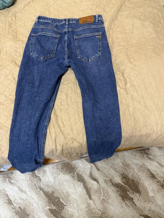 LTB прилепнали дънки