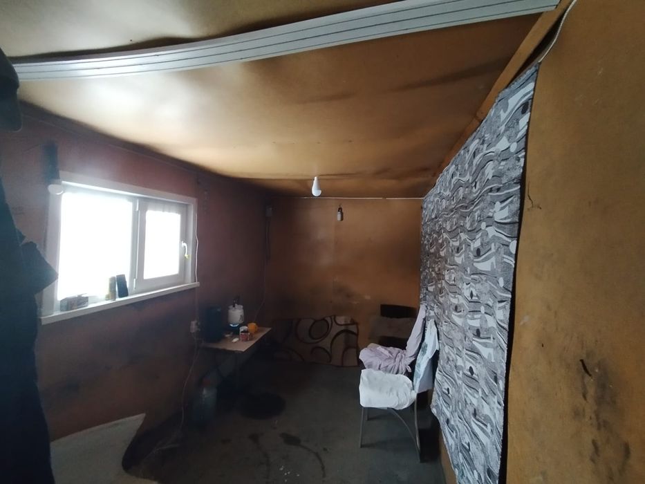 Контейнер 20 футовый.