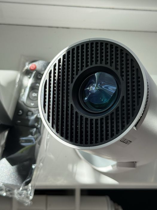 proiectoP mini 4k,Android 11,WiFi 6. Nou!