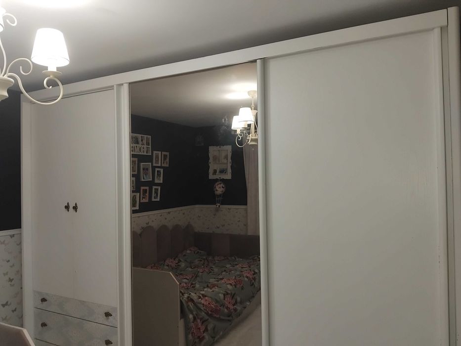 Dulap / dressing lemn masiv alb 300×220×60