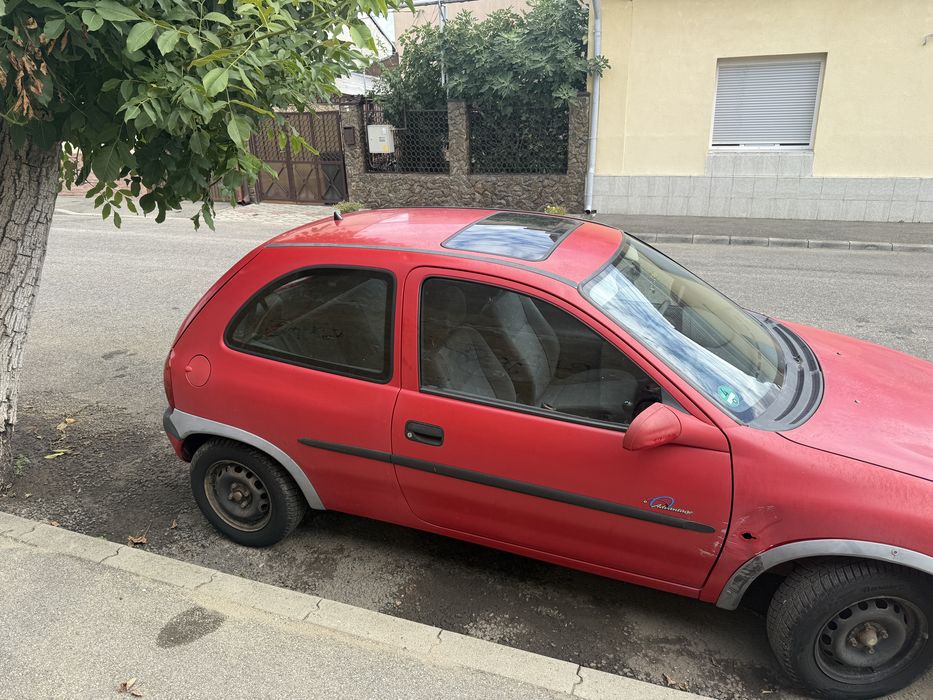 Opel corsa B 1.0