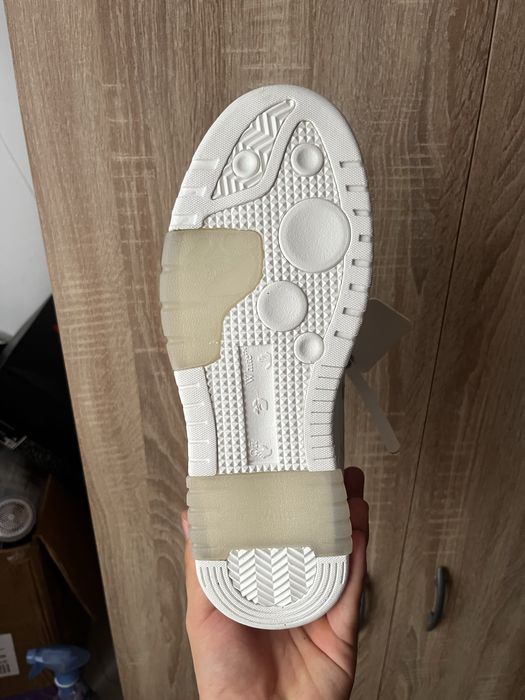 Off White Outofofice ,, For Walking”