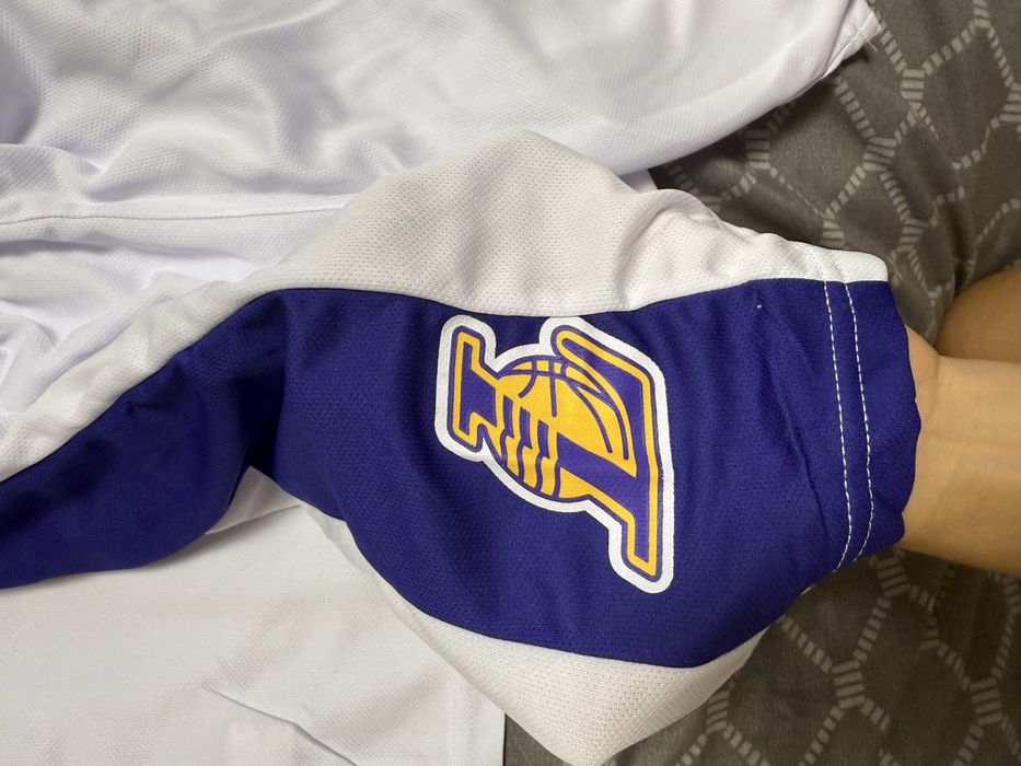 Compleu Lakers nr 23 Marimea M copii