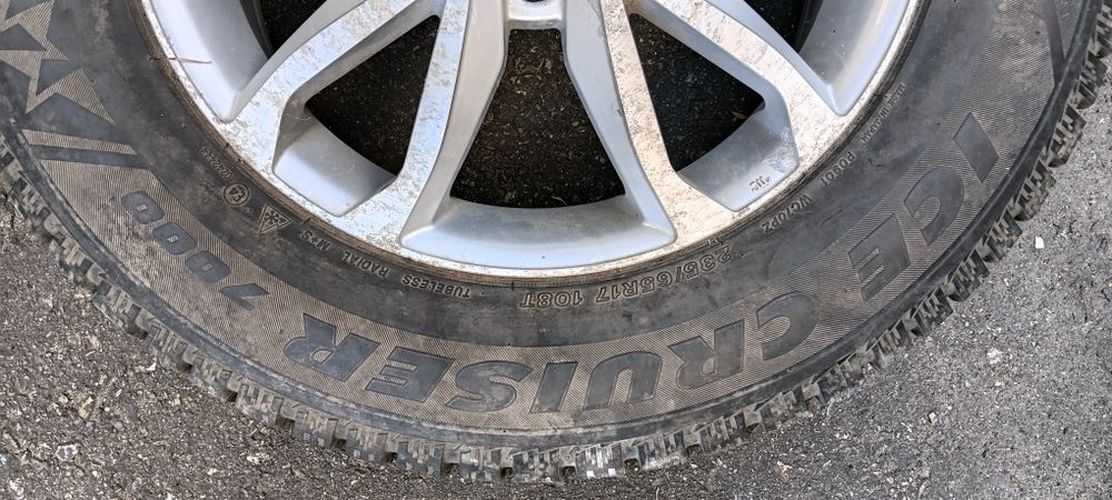 Один диск на R 17 с резиной