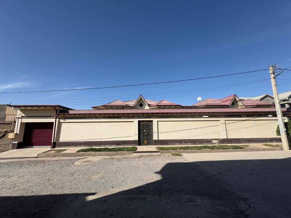 Тайёр уй сотилади 6 сотк 7 хона