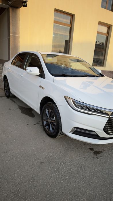 BYD Qin 2022й 450км запас ход