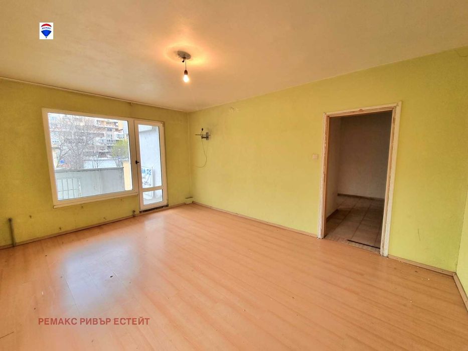 Продава се Хотел в Русе, Централен южен район - 272 кв.м за 476 €/кв.м - Снимка #4