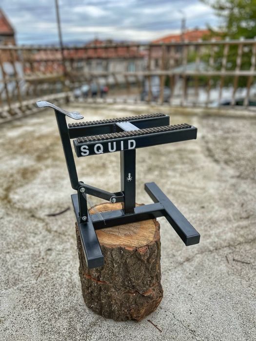 Стойки за кросови мотори