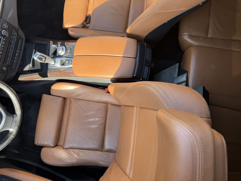Ел рекаро салон bmw e70