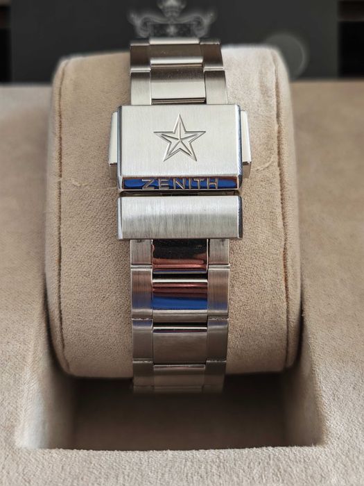 Zenith El Primero Stratos Flyback Chronograph