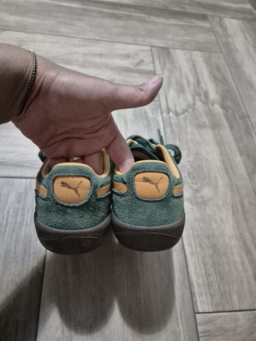 Adidasi unisex marimea 36