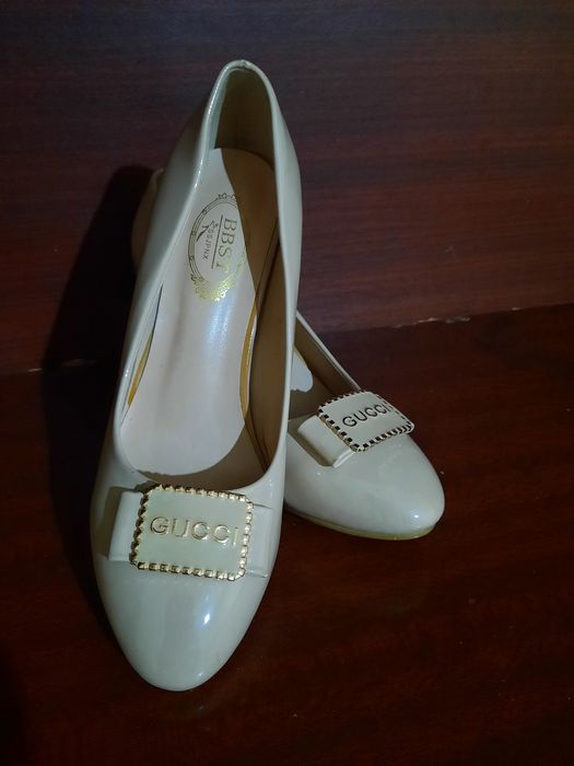 Новые женские туфли 38 размер