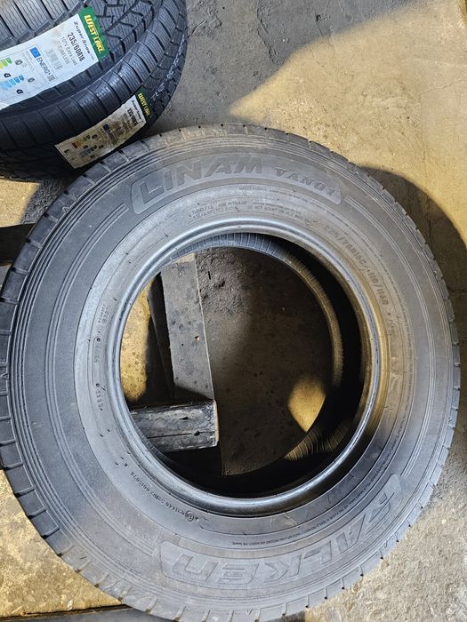 2 anvelope vara 225 75 16C Falken 8.7mm 2020