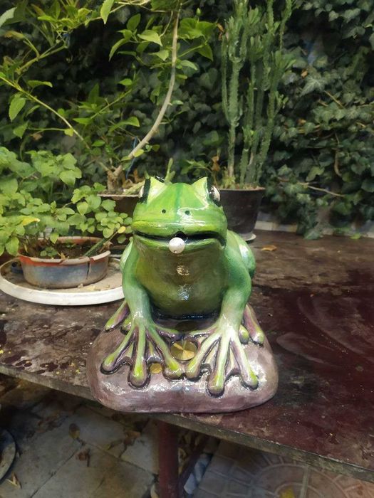 Декоративные украшение для садового участка.